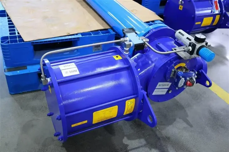 Pneumatski leptir ventil od nodularnog željeza